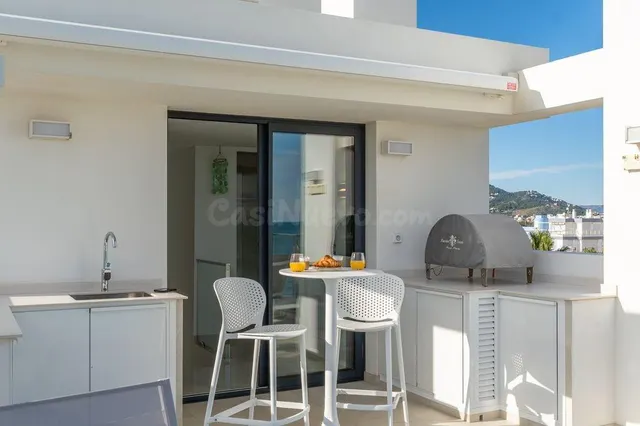 Ático de lujo con piscina privada y vistas al mar en Oliva P - foto 5