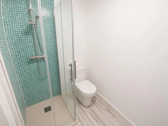 EXCLUSIVO PISO EN ALQUILER  CON VISTAS AL MAR EN SABINILLAS  LARGA TEMPORADA — 21