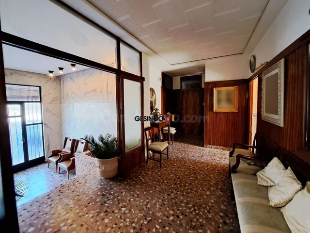 CASA DE PUEBLO CON PATIO, TERRAZAS... — 3