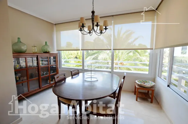 EN RESIDENCIAL CON PISCINA Y GARAJE CERCA DEL MAR — 27