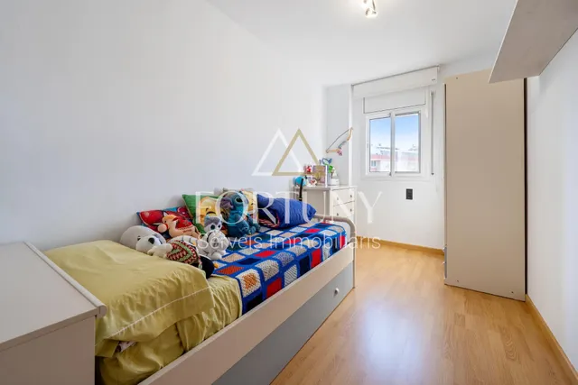 Ático en venta Calle Sant Bernat Calbó, Reus. — 18