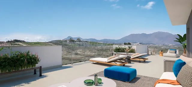 Ático de 2 dormitorios y 2 baños con vistas al mar. Manilva - foto 2
