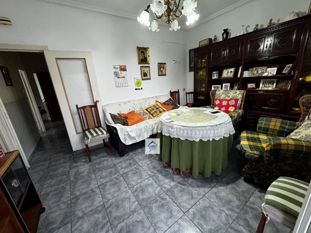 ¡Descubre tu próximo hogar en la zona de Llopis Iborra, Cáceres! — 12