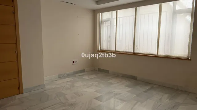 Oficina 10 habitaciones 366m² en venta - Marbella — 10