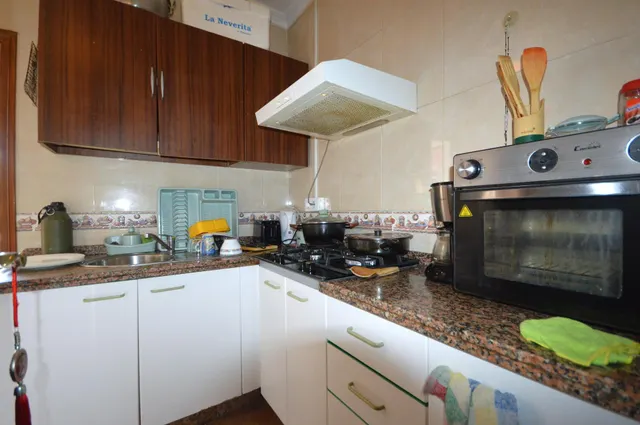 Se vende piso en san benito, alquilado — 12