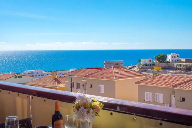 Atractivo apartamento de 2 dormitorios con amplia terraza en monte carrera. impresionantes vistas al mar. trastero y plaza de garaje. piscina comunitaria climatizada. — 29