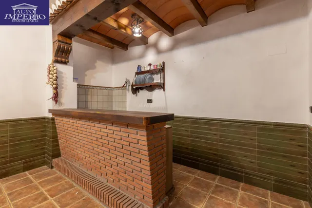Casa adosada con terraza, vistas a Granada y Sierra Nevada, garaje y sótano — 46