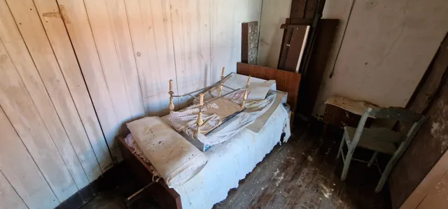 CASA DE PIEDRA CON TERRENO OPARA REFORMAR EN OUTES — 17