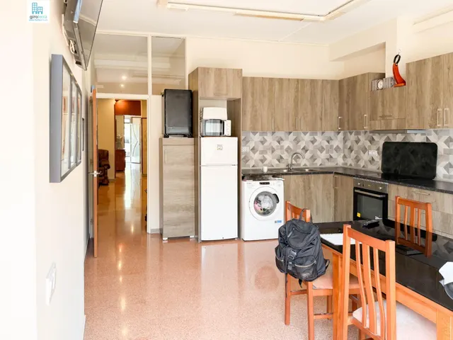 PLANTA BAJA CON GARAJE EN VENTA — 15