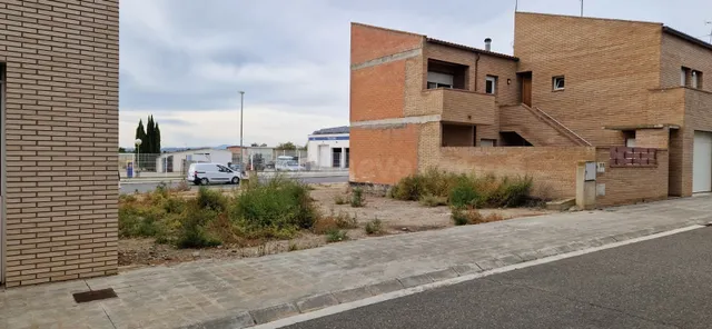 PARCELA URBANA EN SUCS - foto 3