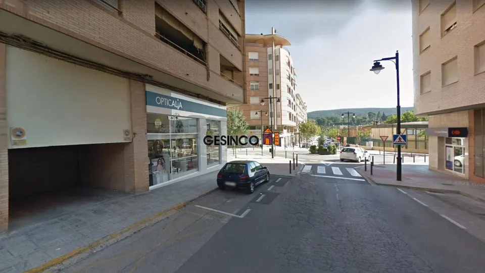 ALQUILER GARAJE EN ONTINYENT - PINTOR SEGRELLES / ALMAIG