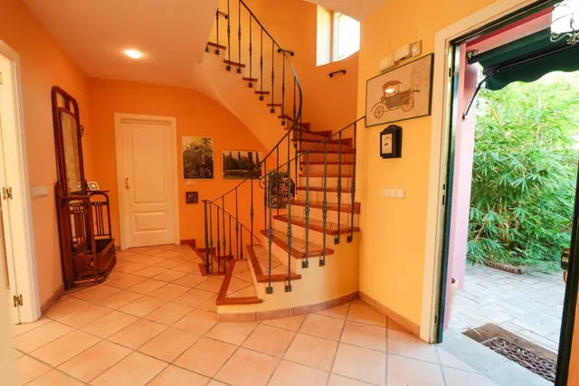 EXCLUSIVIDAD Y COMODIDAD EN ROCAFORT-ZONA CAMPOLIVAR — 6