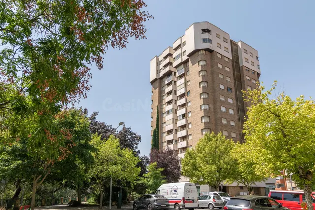 VIVIR ITURRAMA: 114 m2, TERRAZA Y VISTAS DESPEJADAS