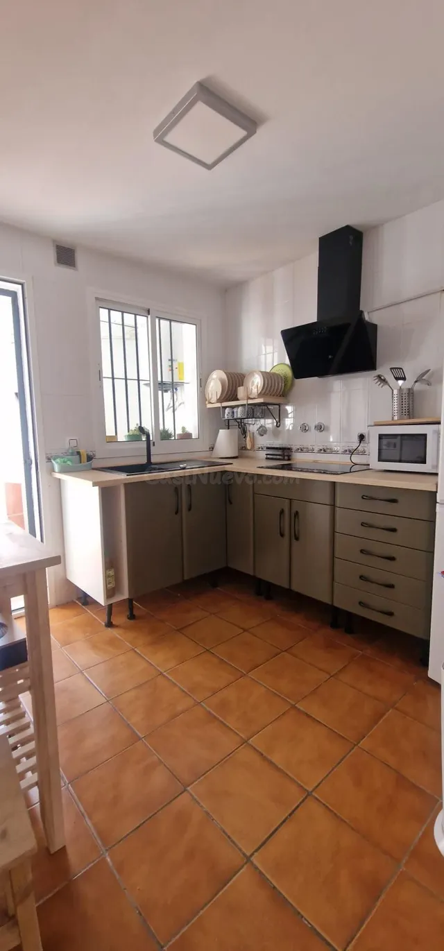 Unifamiliar en venta en zona muy tranquila - foto 3