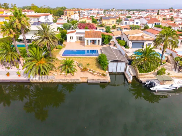 Espectacular casa o chalet con amarre privado - foto 4
