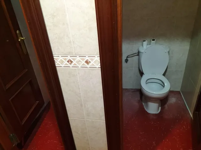 Moncasa alquila local en avda santander en Palencia — 22