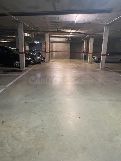 Parking en venta en passeig de Circumval·lacio. Sant Pere de - foto 3
