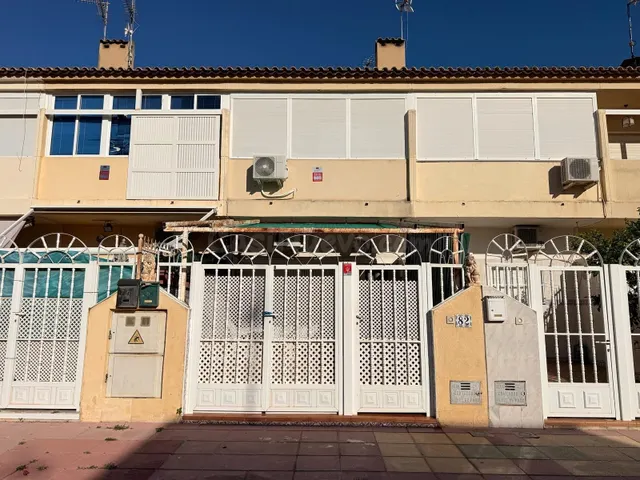 Oportunidad única de inversión en Los Alcázares