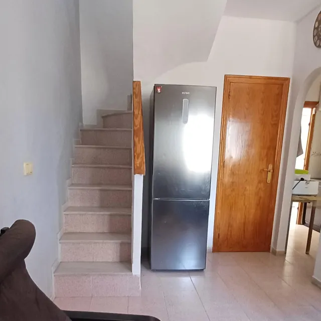 Amplia vivienda en urbanización con aparcamiento y piscina — 10