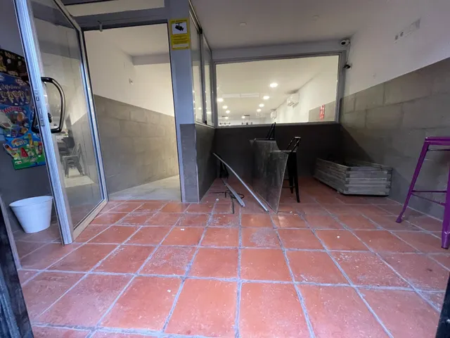 LOCAL COMERCIAL ADAPTAT COM A BAR-CAFERIA-RESTAURANT AL CENTRE DE SANTA COLOMA DE QUERALT. — 13