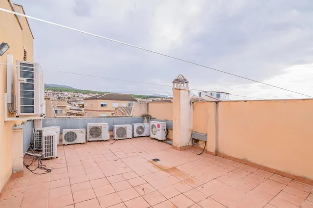 PISO, COCHERA Y TRASTERO EN LA ZUBIA — 20