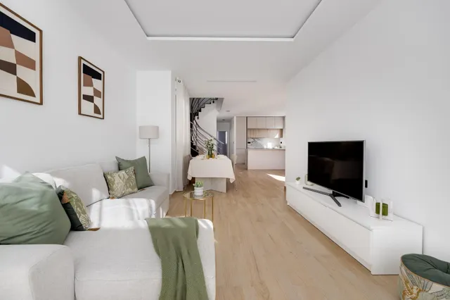 Villa moderna de 3 dormitorios con piscina privada en Aguas Nuevas, Torrevieja — 24