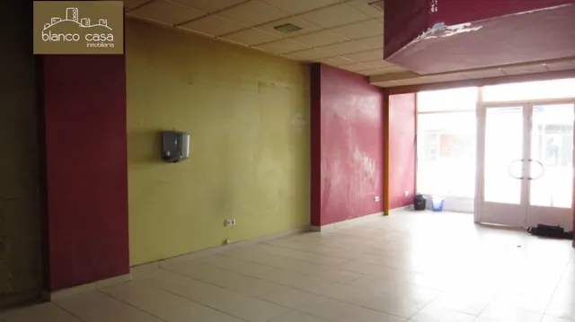 Local comercial de 40m2 en el centro de Carballo — 10