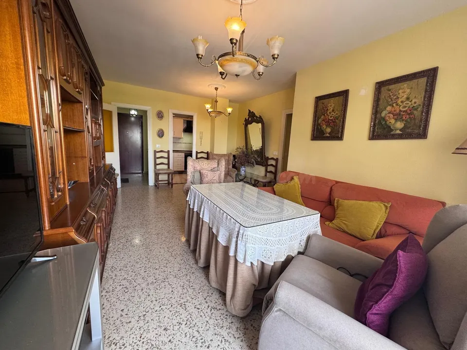 Se vende piso en av. duque de abrantes