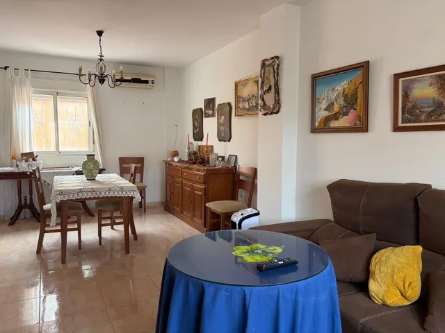 DÚPLEX ADOSADO EN SAN ISIDRO – 4 DORMITORIOS, GARAJE — 7