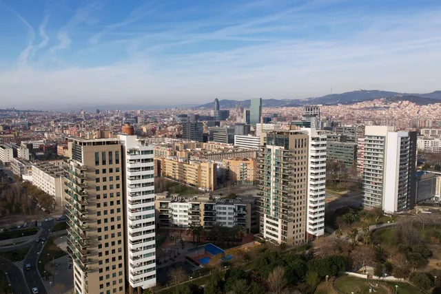 ÁTICO DÚPLEX DE LUJO CON PISCINA PRIVADA Y VISTAS PANORÁMICAS EN DIAGONAL MAR — 18