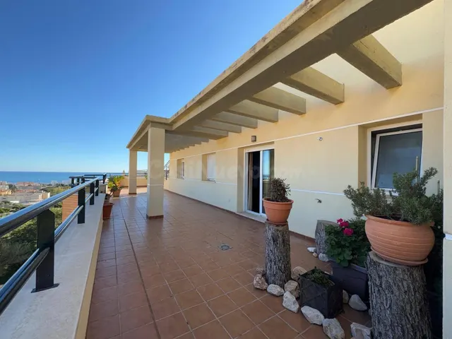 Atico duplex con vistas al mar en El Pinillo, Torremolinos - foto 4