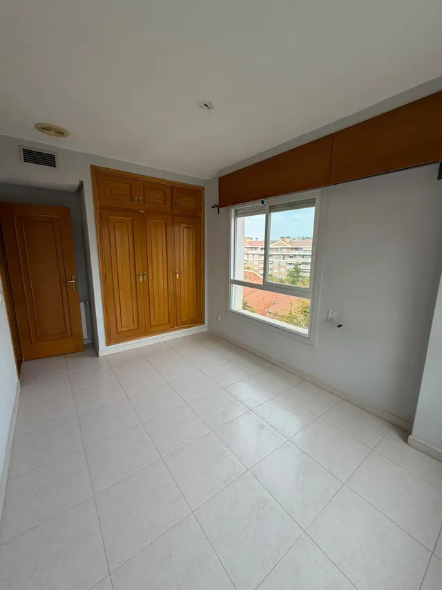 Magnifico piso en juan carlos i — 32