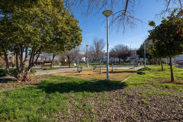 Parcelas listas para construir tu casa en Granada capital (Bobadilla) a un precio sin competencia — 6