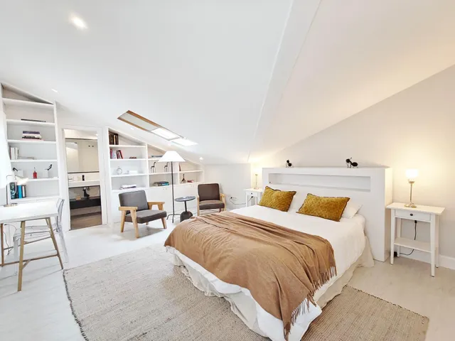 Dúplex 3 habitaciones 150m² en alquiler - Cortes — 26