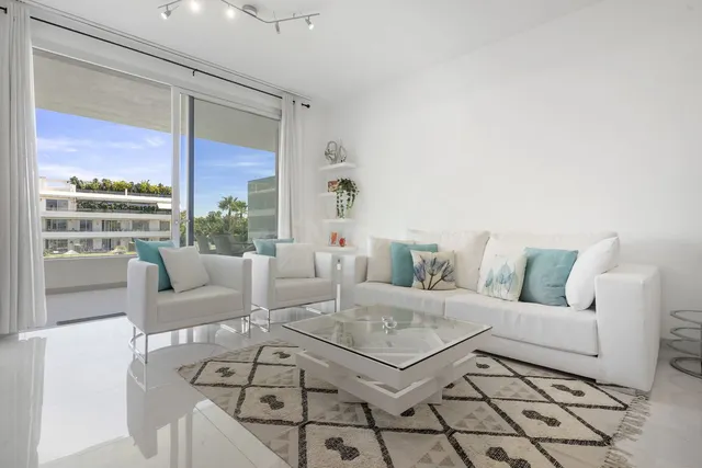 Apartamento 3 habitaciones 110m² en alquiler - Costa Del Sol - foto 2