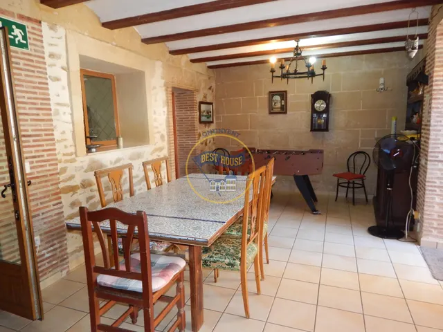 OPORTUNIDAD, CASA REFORMADA CON PISCINA Y OTRAS COMODIDADES. — 3