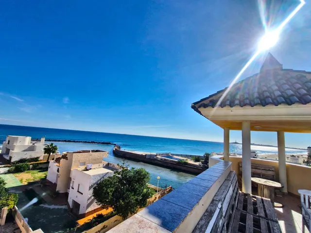 Apartamento reformado con vistas al Mediterráneo y espectacular solárium privado en Residencial Ipanema, La Manga km 2 — 2