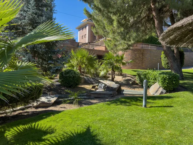 Garaje 13m² en venta - Zona Monte el Pilar - foto 3