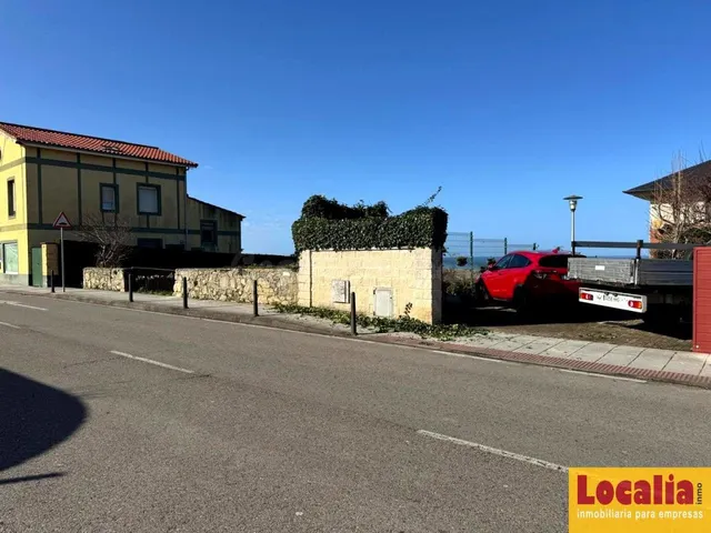 Venta de local comercial en Santander. — 7