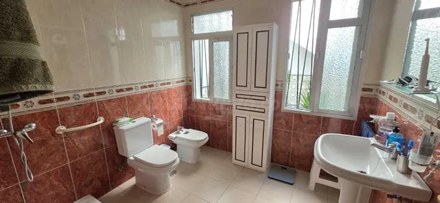 Casa zona El Punto con 4 garajes-almacenes - foto 4