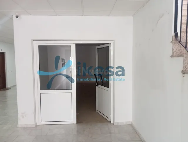Venta de Oficina en Urbanización A - Monesterio (Badajoz) - foto 4