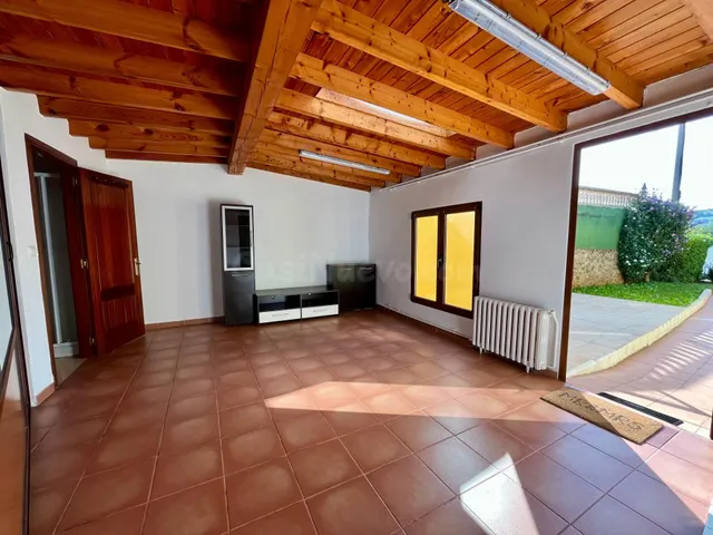 CASA CON JARDIN EN CAMARGO - foto 5