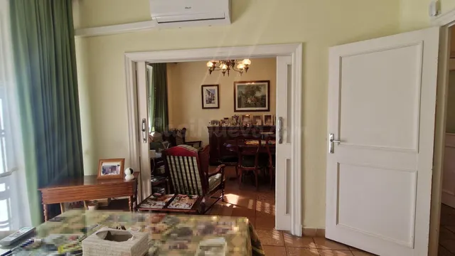 Amplio piso de 4 dormitorios en Pio XII - Zona Centro — 3