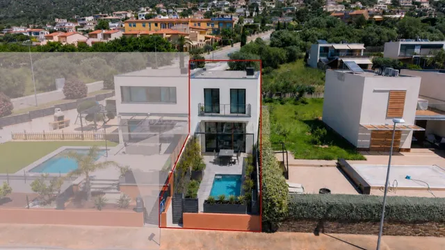 CASA DE OBRA NUEVA CON PISCINA Y INCREIBLES VISTAS - foto 2