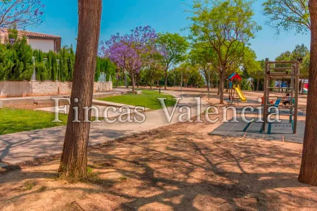 PISO CON VISTAS! TERRAZA INCREIBLE. 3 HB, PLAZA DE GARAJE y TRASTERO. — 39