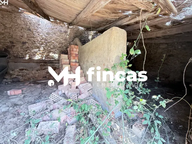 Casa de Piedra en Almonaster la Real: Rehabilitación o Nueva - foto 4