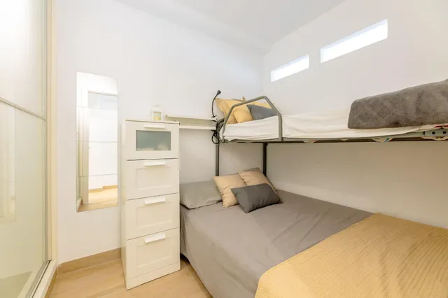 Apartamento reformado de un dormitorio en primera línea de playa en El Perellonet — 15