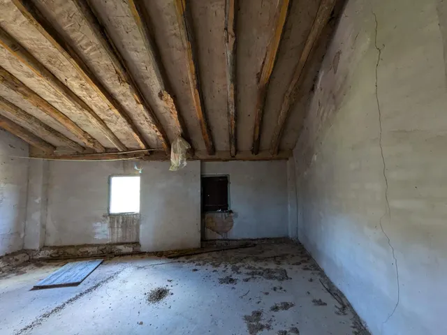 CASA DE 316m2 construidos en el bonito pueblo de Moros, proximo a Calatayud — 38
