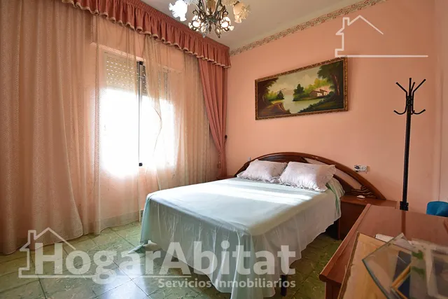CASA CON TERRAZA Y VISTAS DESPEJADAS A LA MONTAÑA — 13