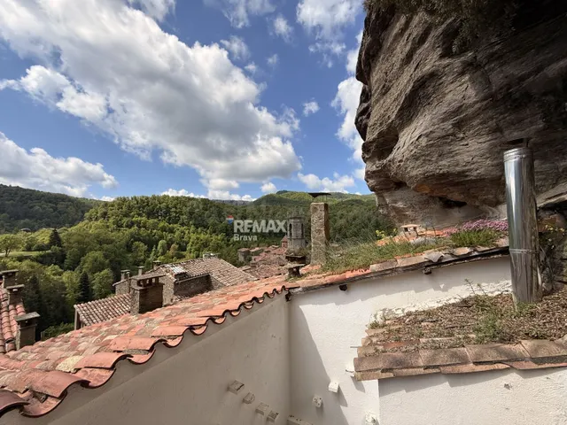 Rupit | Can Banús, casa catalogada de piedra en el corazón d - foto 3